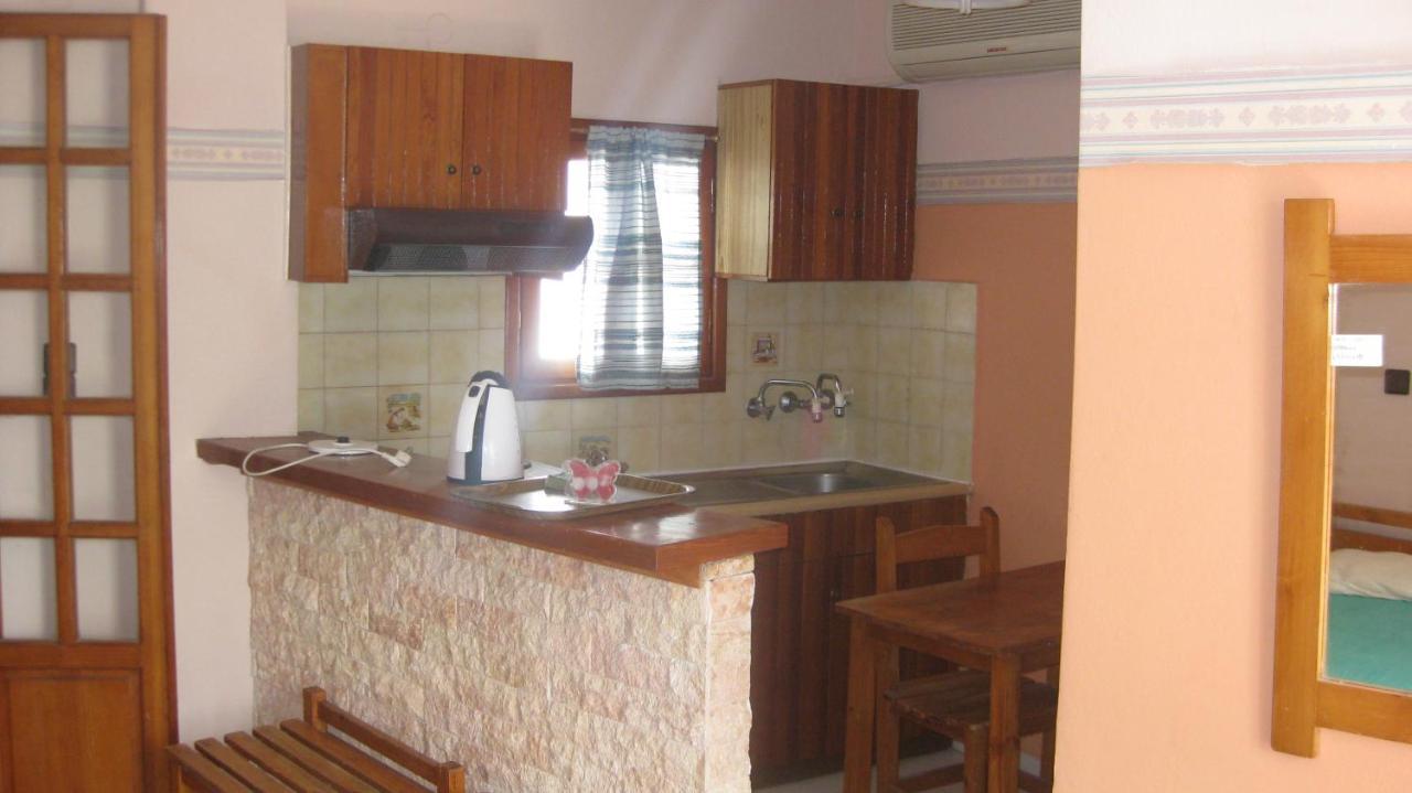 Aparthotel Theodora Makrýgialos Zewnętrze zdjęcie